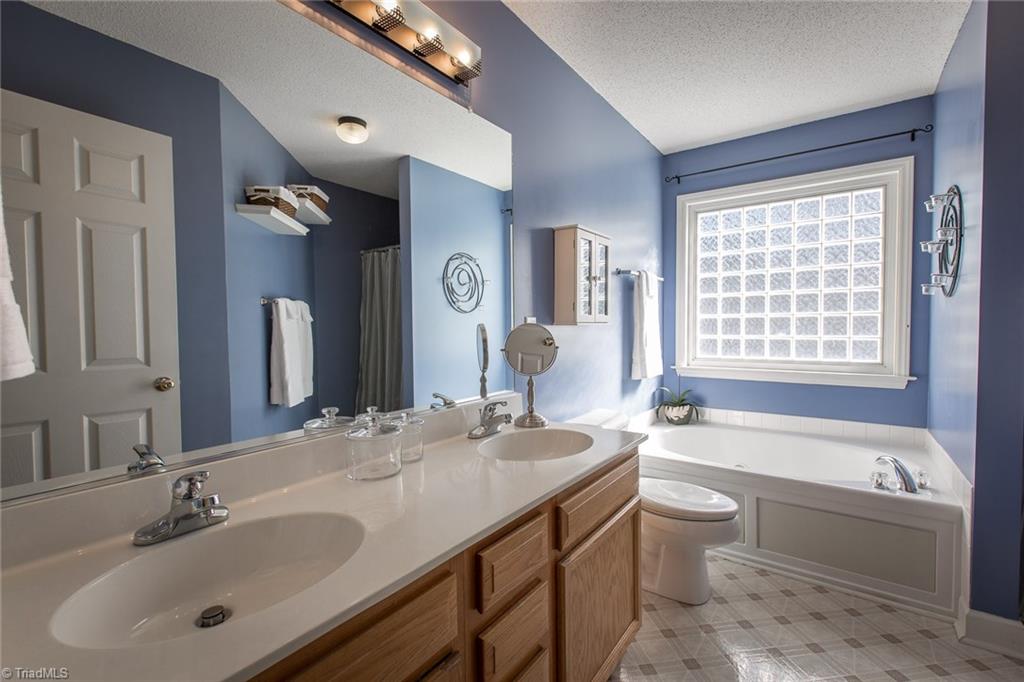 5430 Springhouse Farm Road Winston-Salem, NC 27107 - Photo 11 of 29 Gallery Image 11