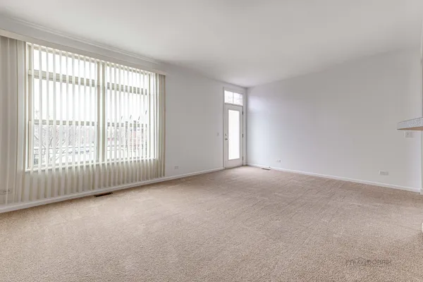 $3,350 | 726 Keystone Lane, Vernon Hills, IL 60061