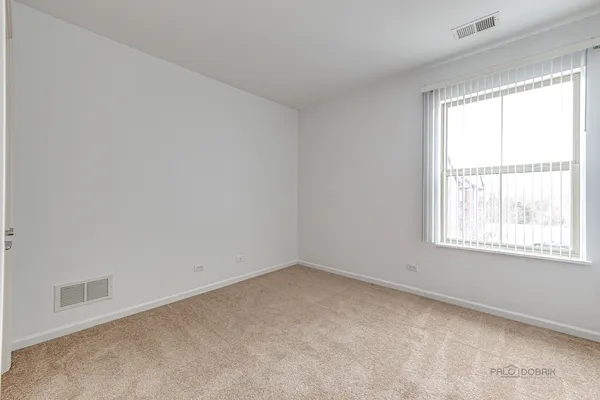 $3,350 | 726 Keystone Lane, Vernon Hills, IL 60061