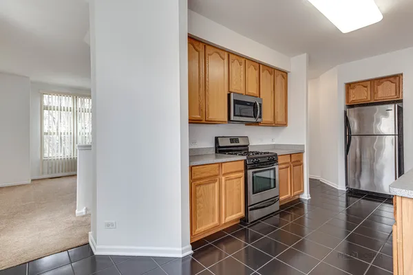 $3,350 | 726 Keystone Lane, Vernon Hills, IL 60061