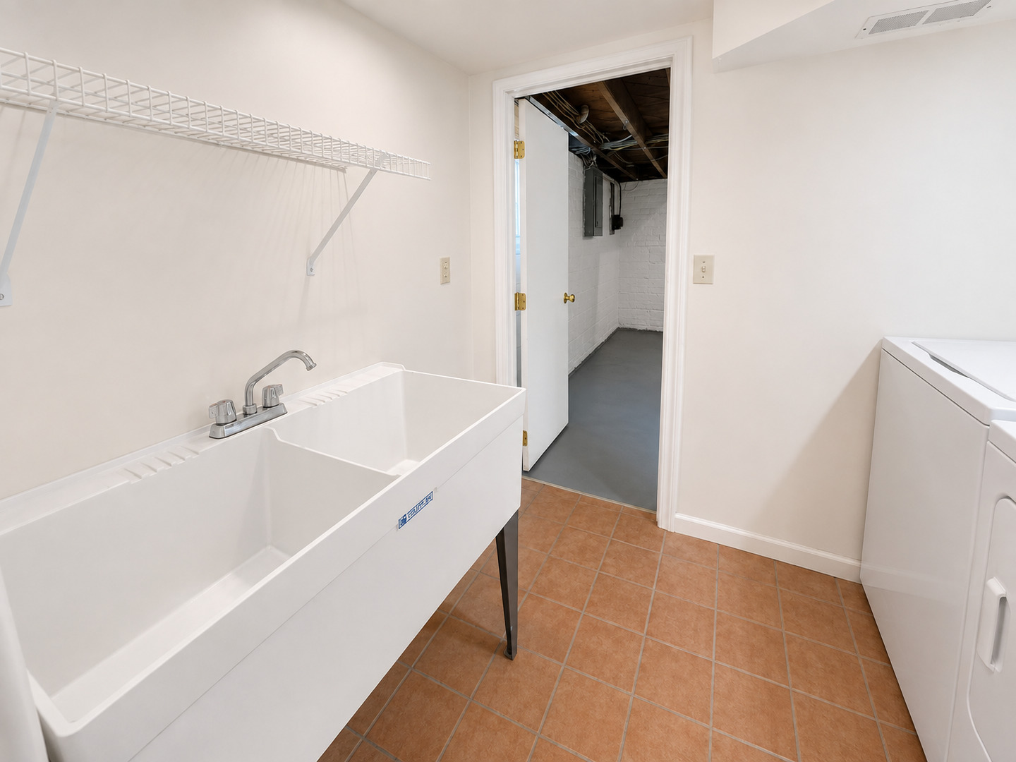 306 Gregory Street Normal, IL 61761 - Photo 33 of 44 Gallery Image 33