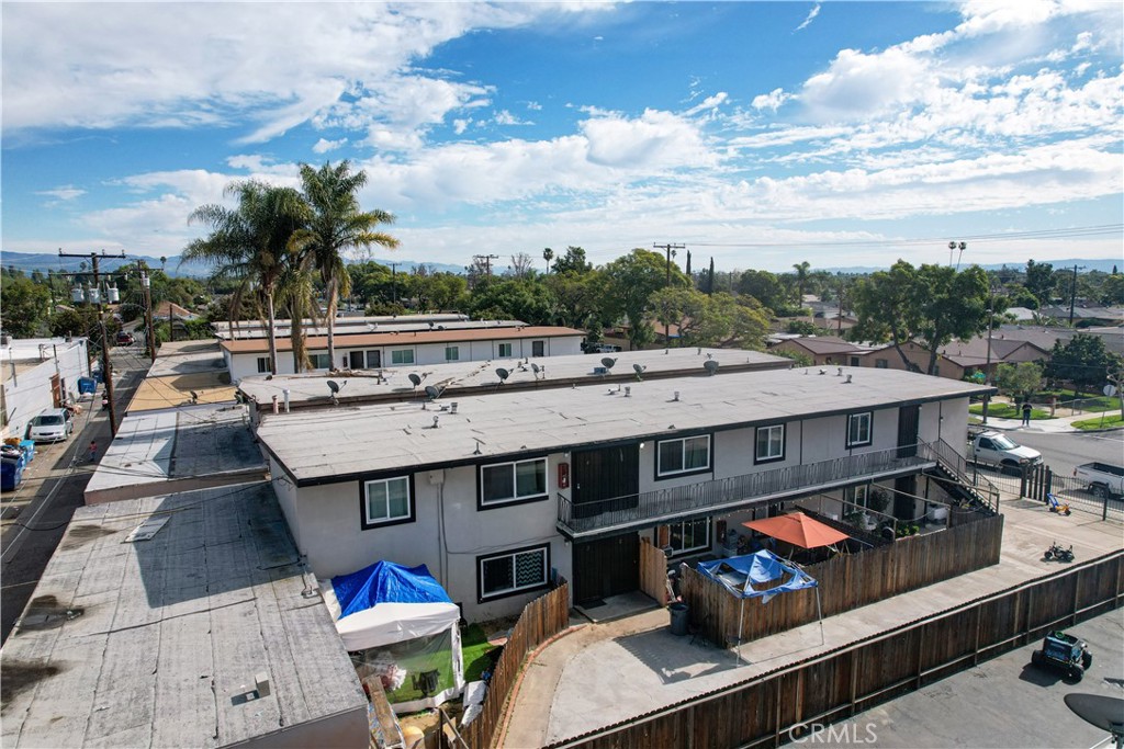 1917 West Myrtle Street Santa Ana, CA 92703 - Photo 3 of 9