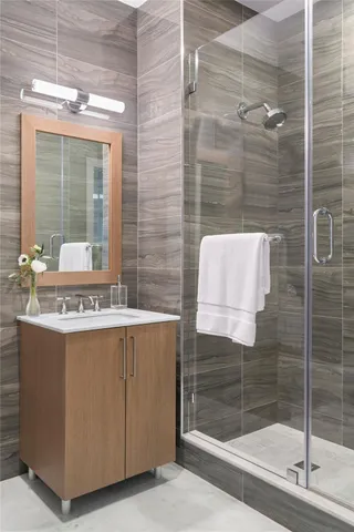 $1,768,000 | 100 Garvies Point Road, Unit 1211, Glen Cove, NY 11542