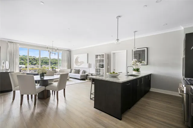 $1,768,000 | 100 Garvies Point Road, Unit 1211, Glen Cove, NY 11542