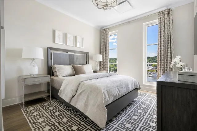 $1,768,000 | 100 Garvies Point Road, Unit 1211, Glen Cove, NY 11542