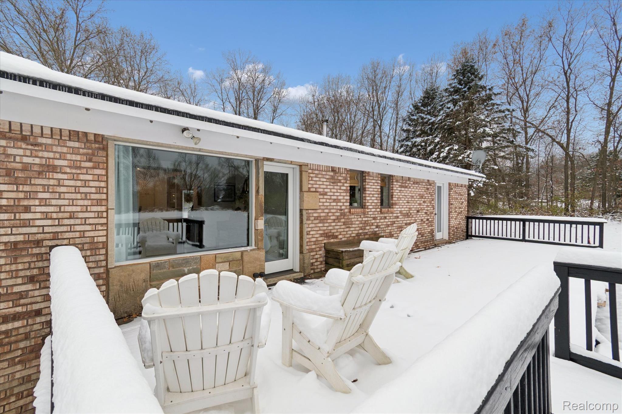 187 Darwin Road Pinckney, MI 48169 - Photo 49 of 71 Back Deck