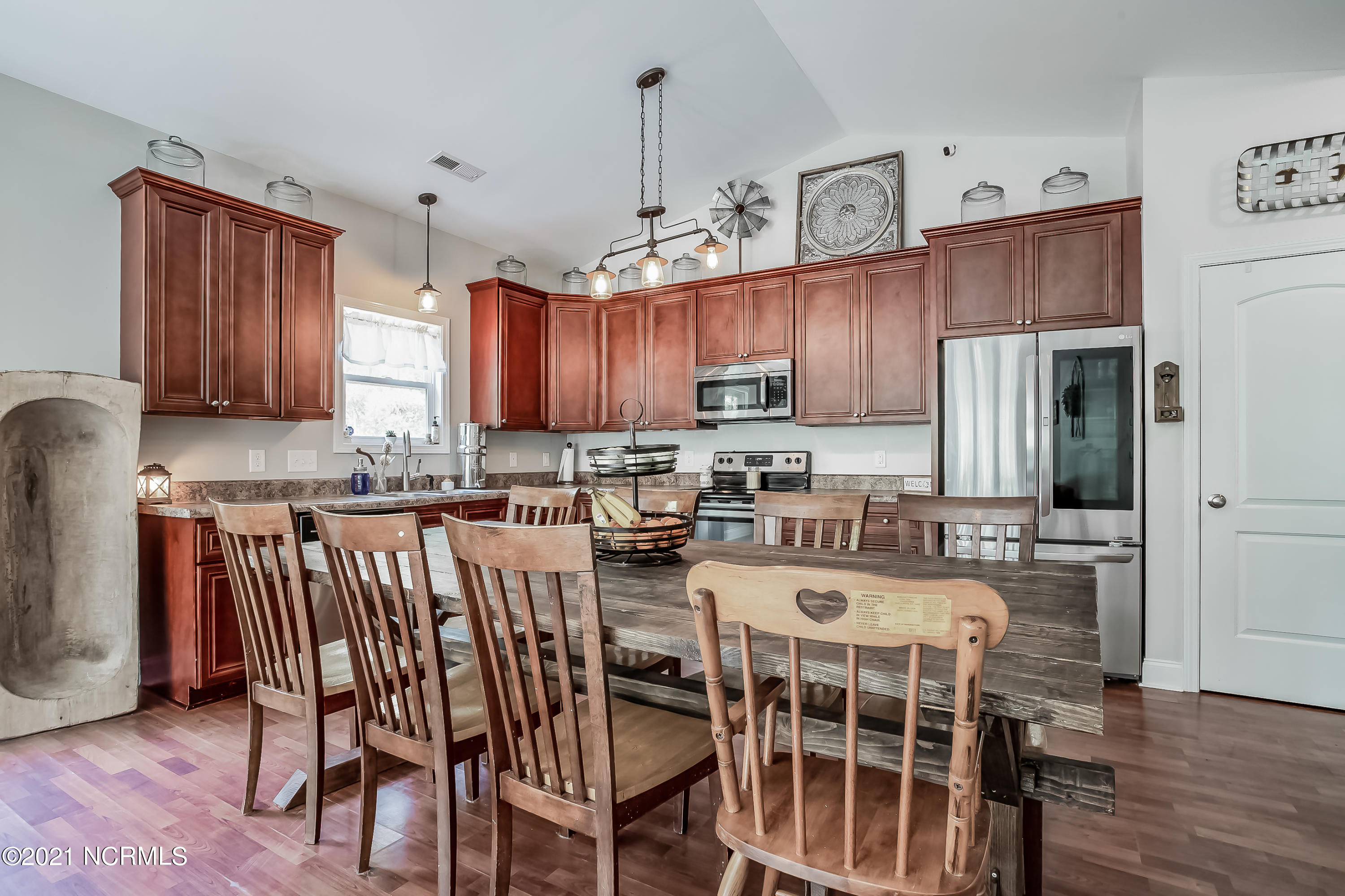 126 Penny Lane Holly Ridge, NC 28445 - Photo 8 of 31 kitchen