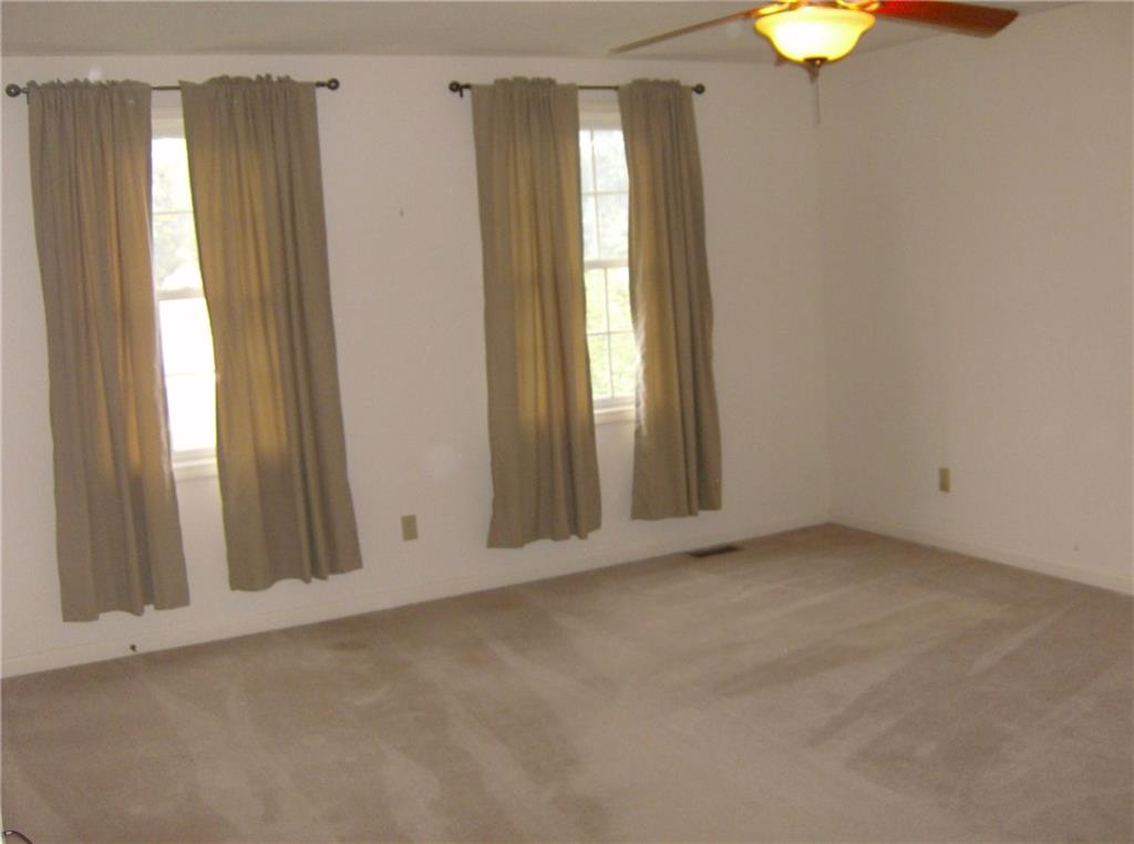 12155 Trolley Road Indianapolis, IN 46236 - Photo 9 of 24 Gallery Image 9