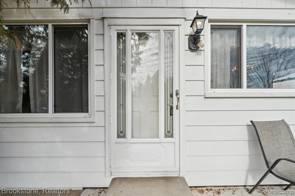 1479 Morley Avenue Rochester Hills, MI 48307 - Photo 5 of 31