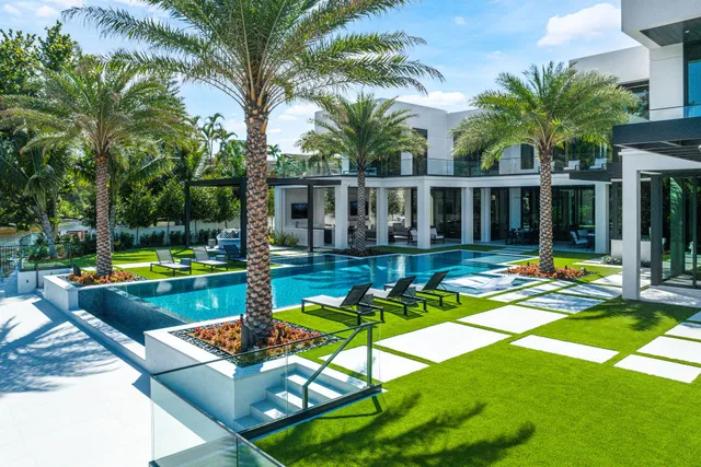$40,000,000 | 372 East Alexander Palm Road, Boca Raton, FL 33432