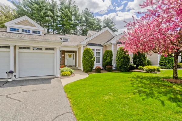 $615,000 | 100 High Pine Circle, Unit 100, Wilbraham, MA 01095