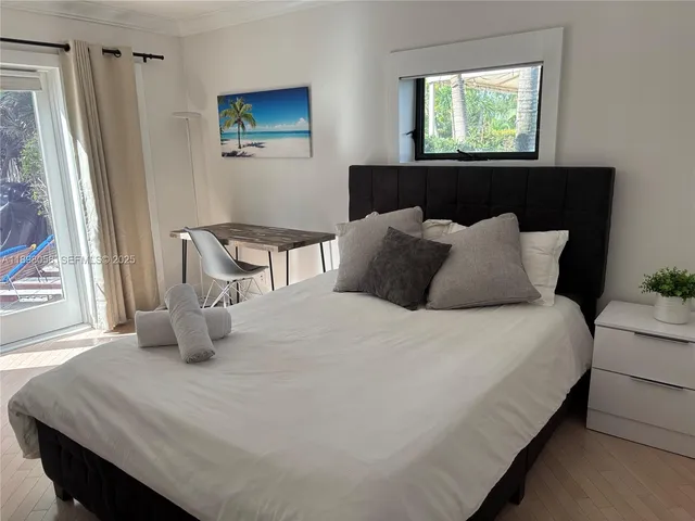 $4,450 | 1410 Polk Street, Hollywood, FL 33020