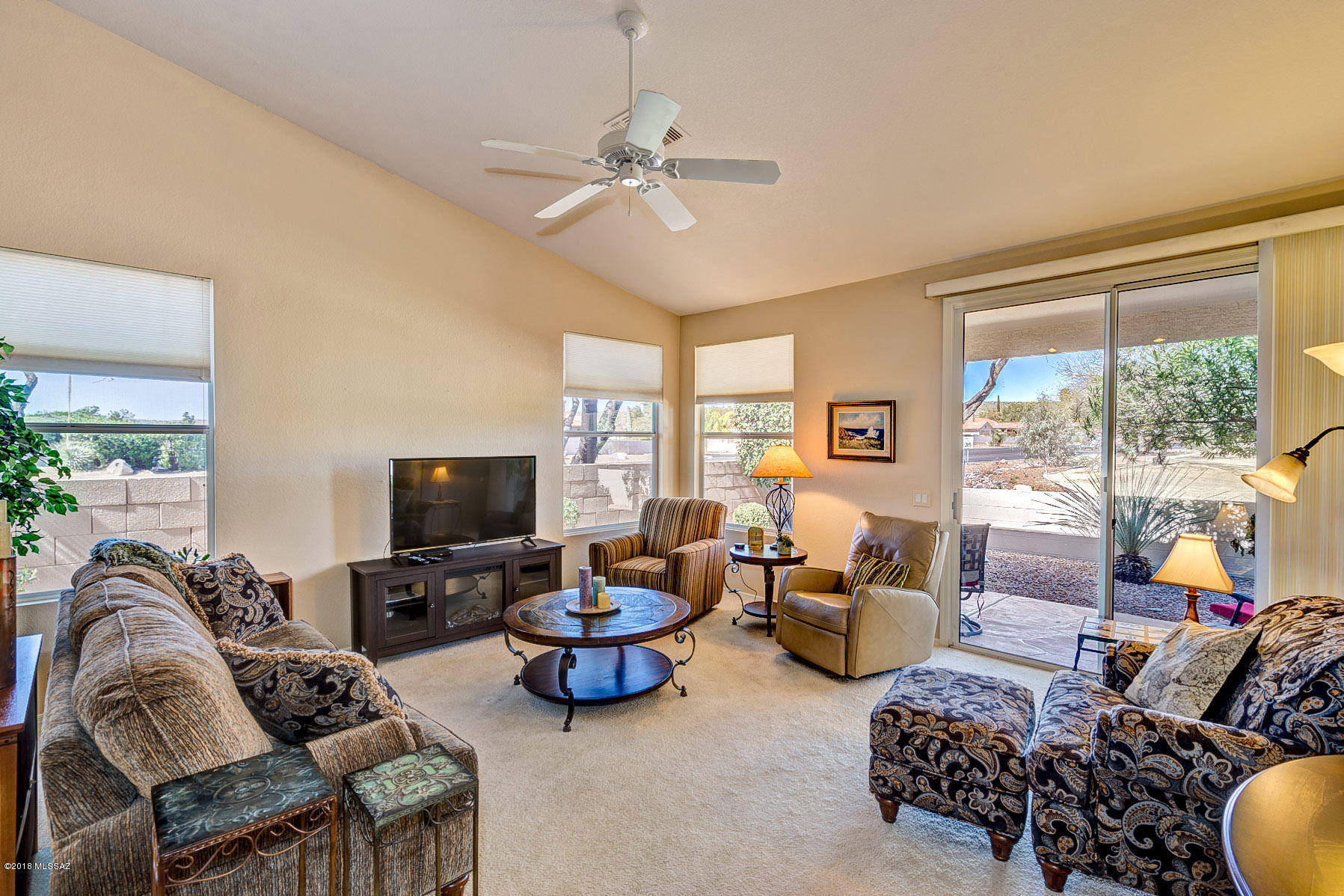 64300 East Wind Ridge Circle Tucson, AZ 85739 - Photo 8 of 24