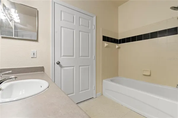 $219,000 | 6021 Westgate Drive, Unit 823, Orlando, FL 32835