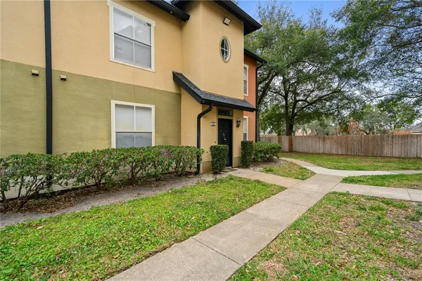 $219,000 | 6021 Westgate Drive, Unit 823, Orlando, FL 32835