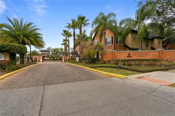 $219,000 | 6021 Westgate Drive, Unit 823, Orlando, FL 32835