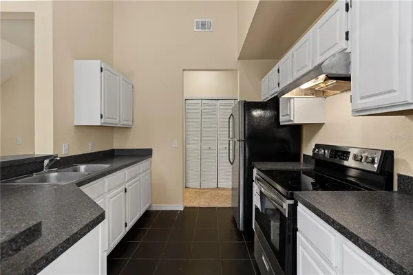 $219,000 | 6021 Westgate Drive, Unit 823, Orlando, FL 32835