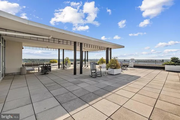 $285,000 | 10500 Rockville Pike, Unit 326, Rockville, MD 20852