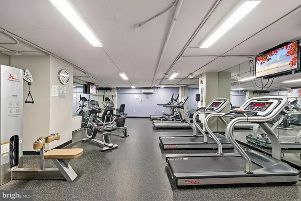 $285,000 | 10500 Rockville Pike, Unit 326, Rockville, MD 20852