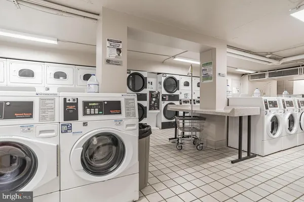 $285,000 | 10500 Rockville Pike, Unit 326, Rockville, MD 20852