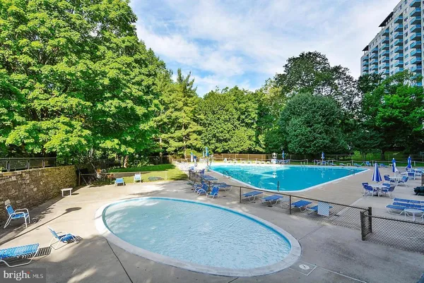 $285,000 | 10500 Rockville Pike, Unit 326, Rockville, MD 20852