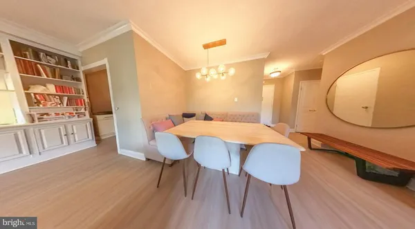 $285,000 | 10500 Rockville Pike, Unit 326, Rockville, MD 20852