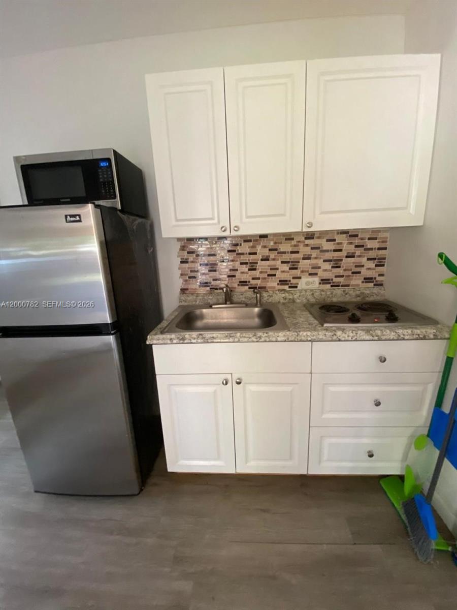 7175 Southwest 23rd Street, Unit 3 Miami, FL 33155 - Photo 6 of 6