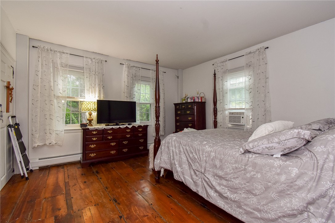 195 Town Farm Road Coventry, RI 02816 - Photo 34 of 47 1st floor main bedroom