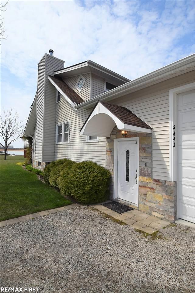 5843 Pointe Tremble Road Algonac, MI 48001 - Photo 27 of 84 50040266-26.JPG