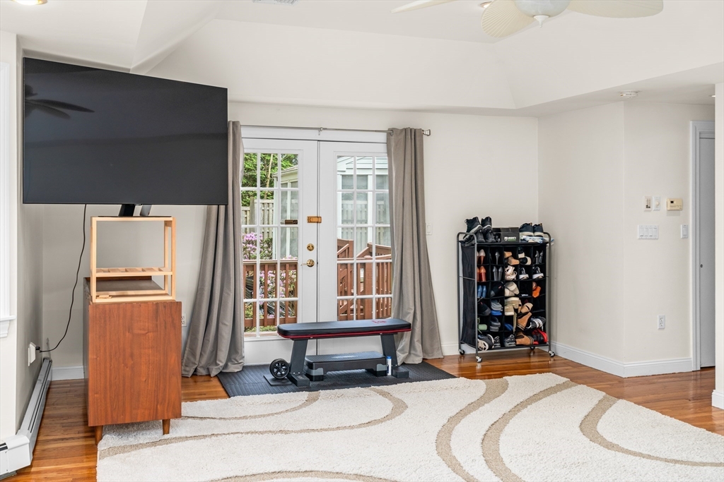 40 Carlson Avenue Newton, MA 02459 - Photo 8 of 21