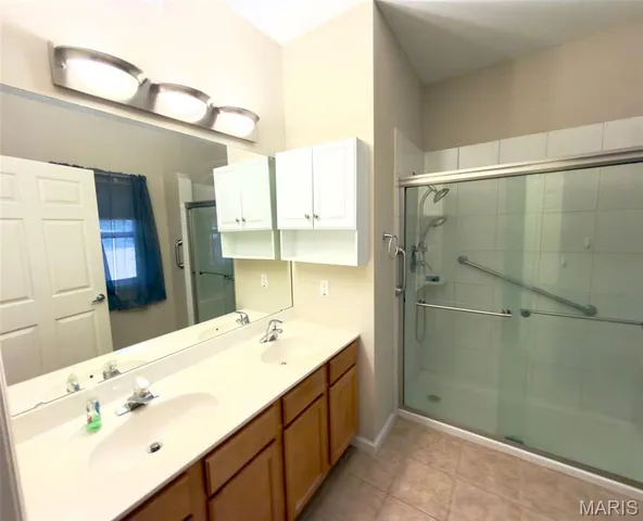 $169,900 | 1287 Garden Cir Drive, Unit 2B, St. Louis, MO 63125