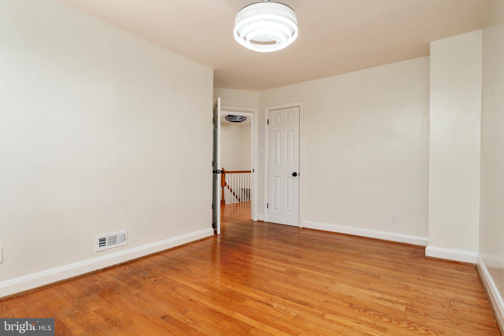 1521 Kennewick Road Baltimore, MD 21218 - Photo 21 of 31