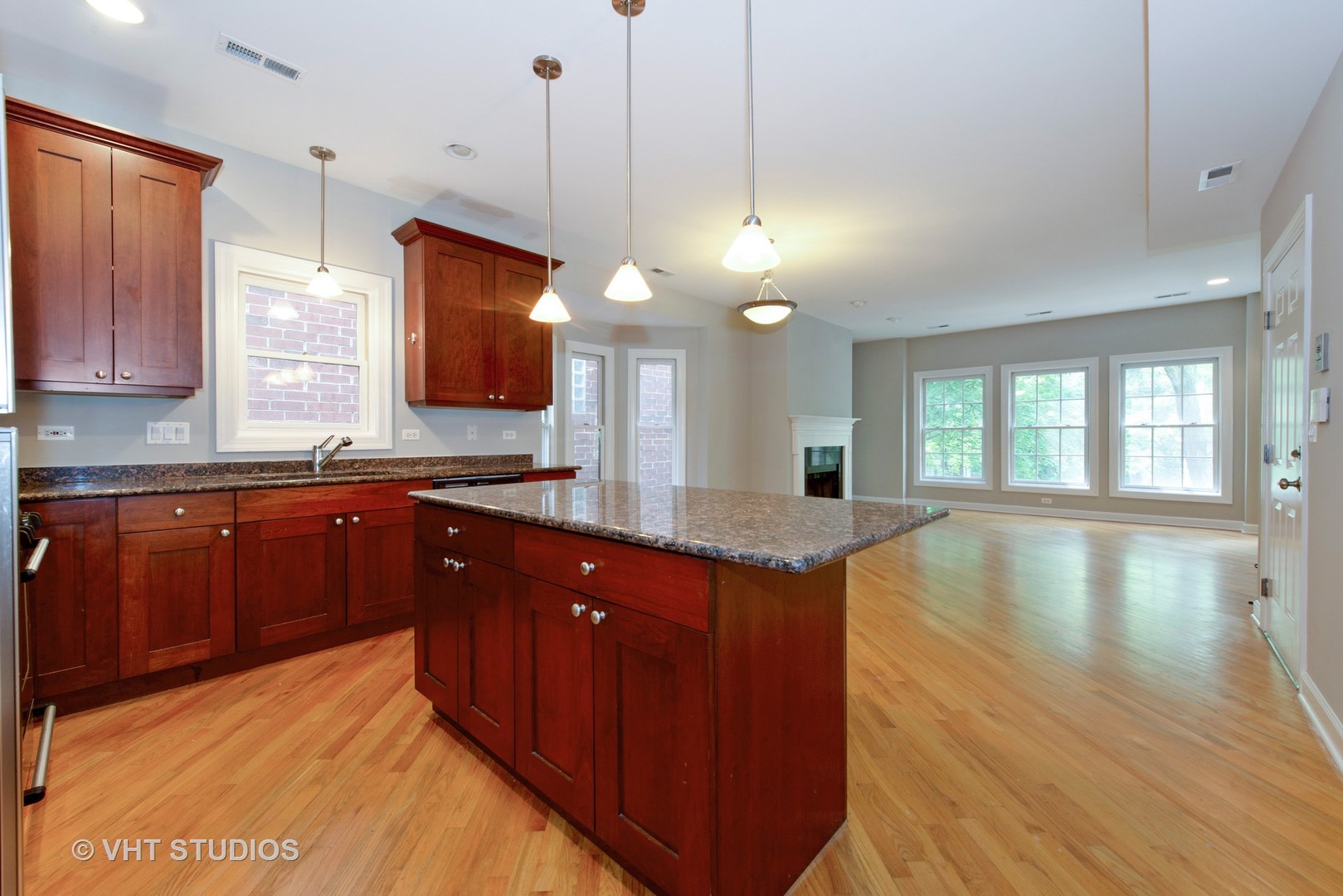 1529 North Mohawk Street, Unit 2S Chicago, IL 60610 - Photo 7 of 15