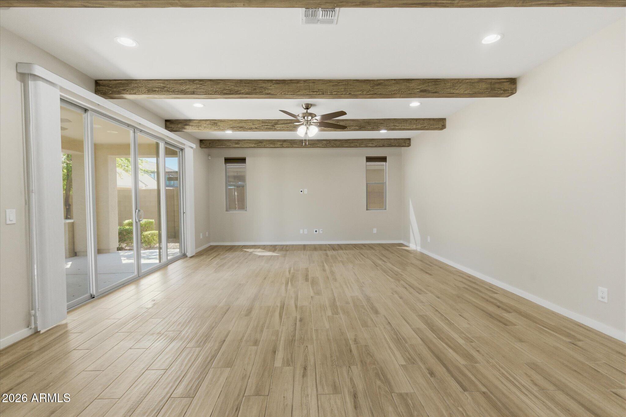 2915 East Russell Street Mesa, AZ 85213 - Photo 14 of 64 23-23