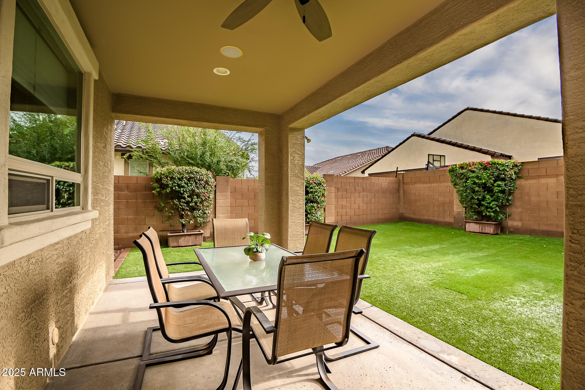 2915 East Russell Street Mesa, AZ 85213 - Photo 5 of 41 DSC_8971