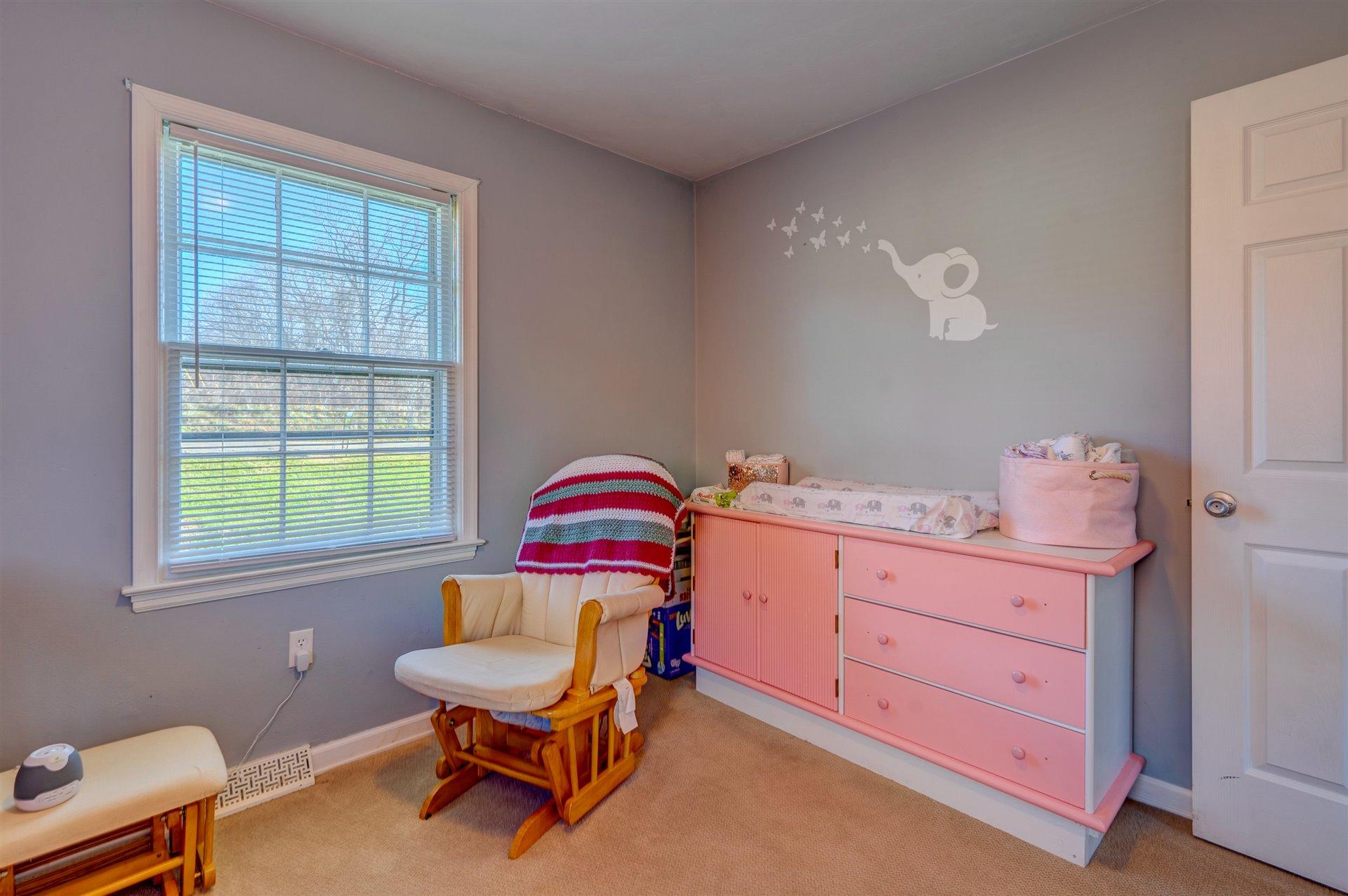 1716 Mountain View Road Vinton, VA 24179 - Photo 18 of 28 a living room with furniture and a window