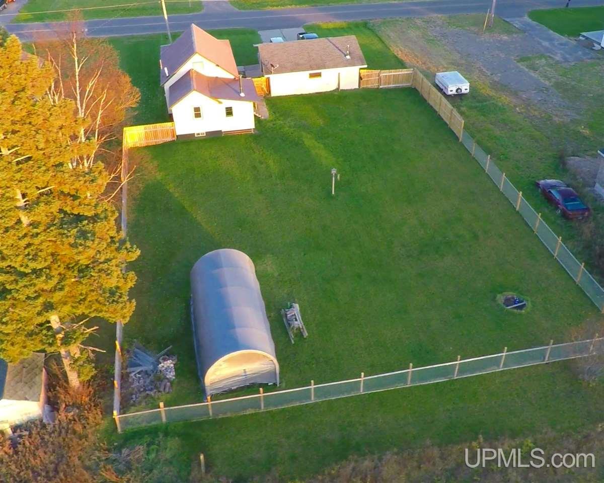 111 Reiman Road Iron River, MI 49935 - Photo 2 of 25 Gallery Image 2