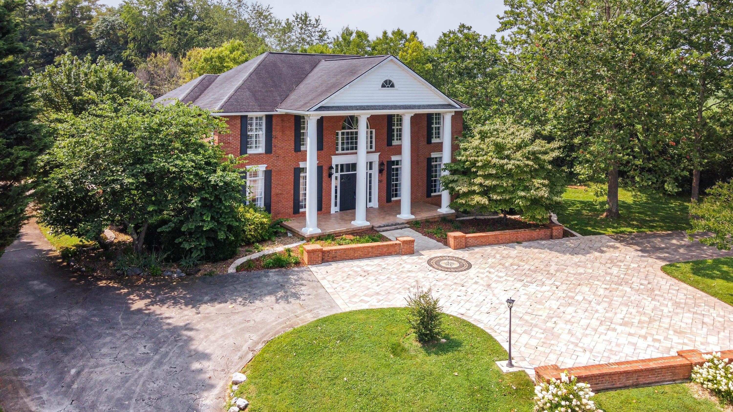 259 Lake Ridge Drive Jonesborough, TN 37659 - Photo 4 of 65 Lake Ridge Dr-4