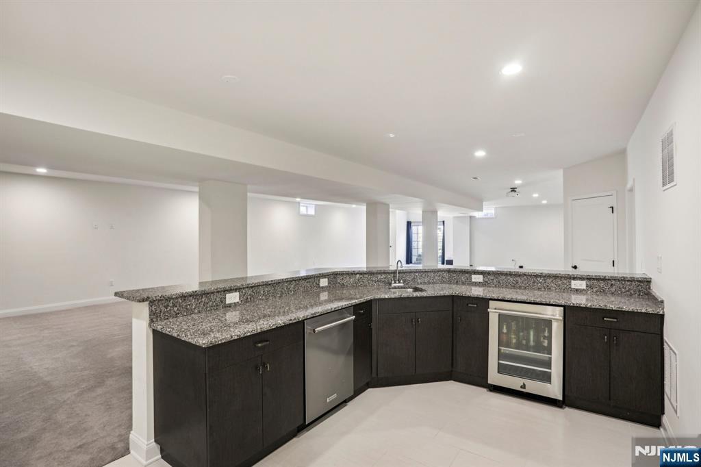281 Crescent Avenue Ramsey, NJ 07430 - Photo 44 of 47