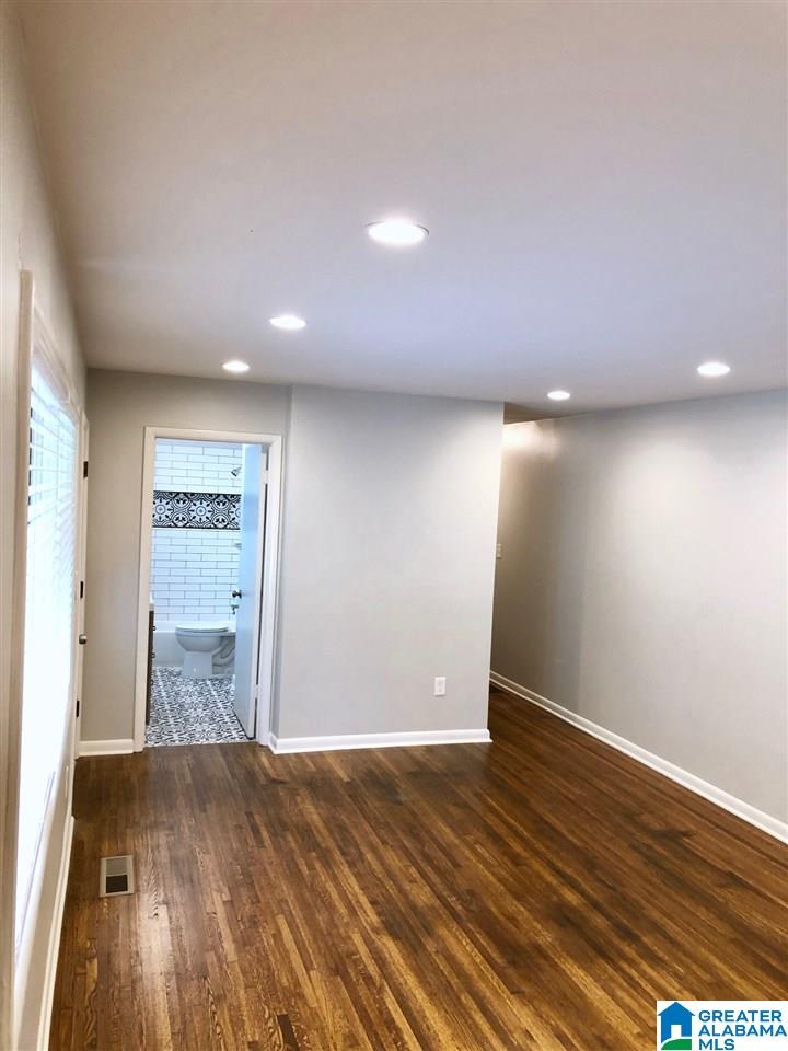 1608 Barry Avenue Birmingham, AL 35209 - Photo 8 of 24
