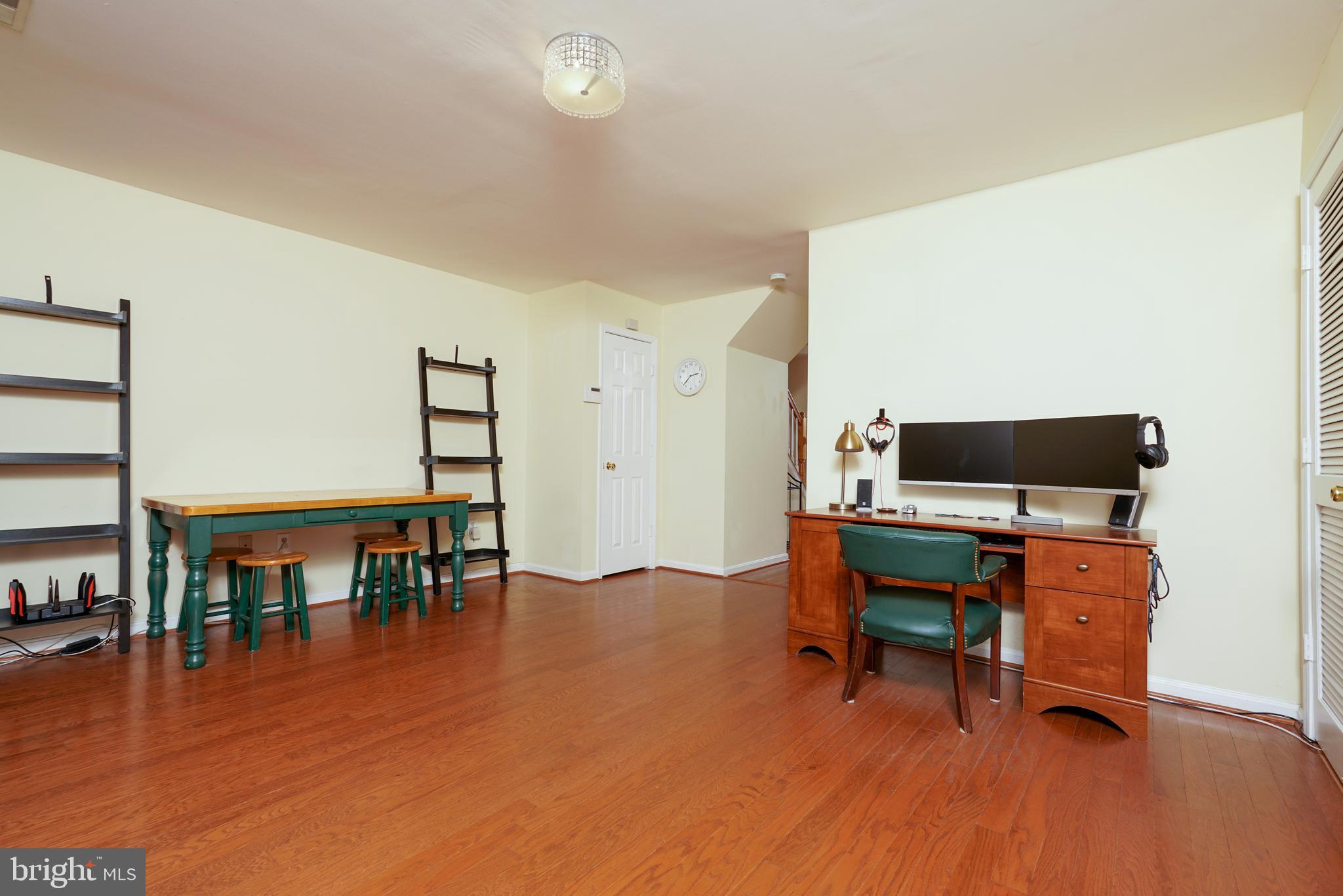 6344 Demme Place Springfield, VA 22150 - Photo 9 of 43