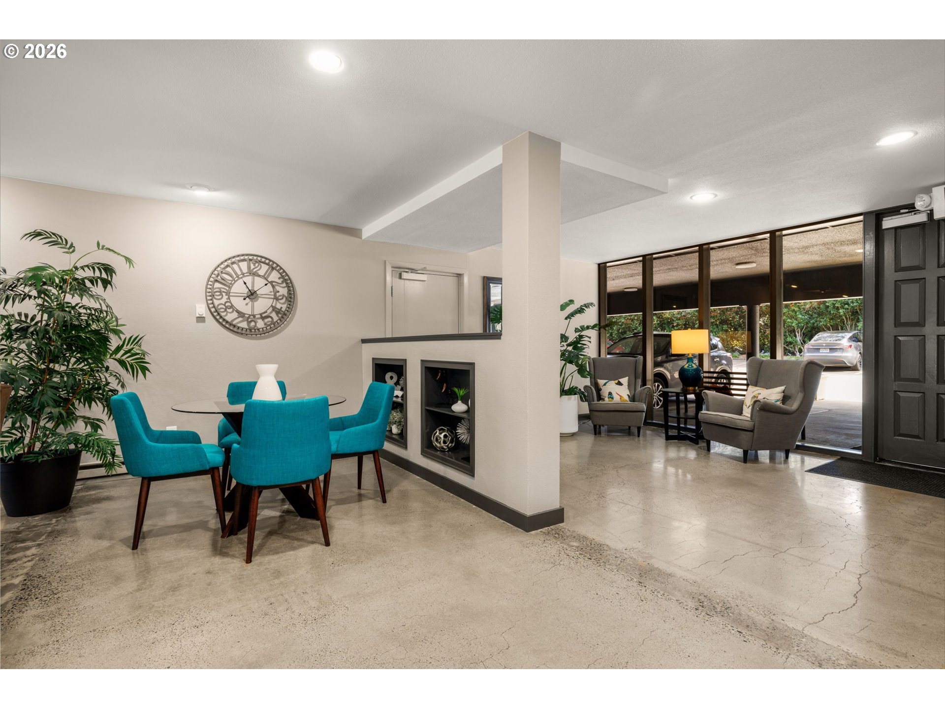 200 Southwest Burnham Road, Unit 402 Lake Oswego, OR 97034 - Photo 4 of 30