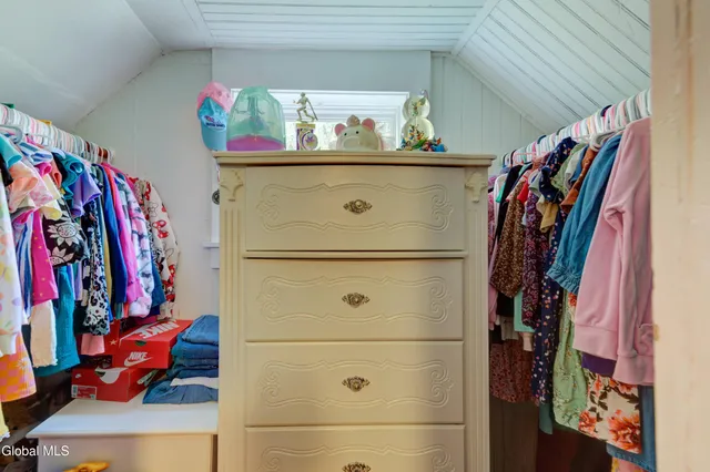 $199,500 | 35 Yost Street, Johnstown, NY 12095