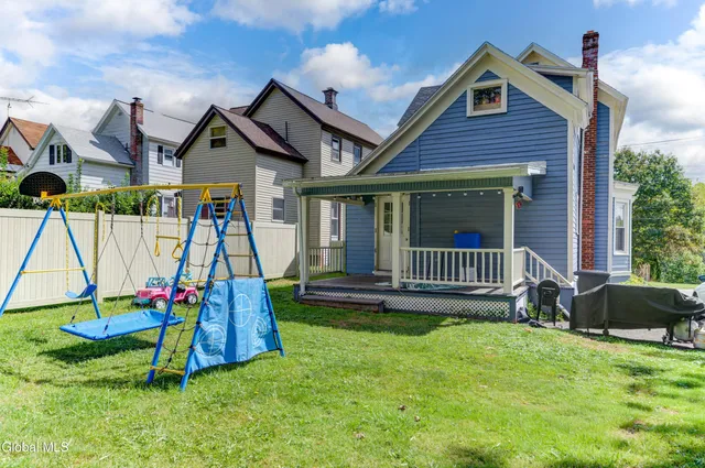 $199,500 | 35 Yost Street, Johnstown, NY 12095