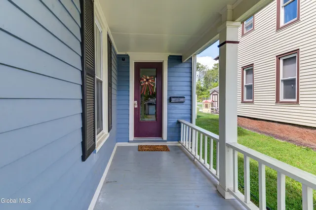 $199,500 | 35 Yost Street, Johnstown, NY 12095