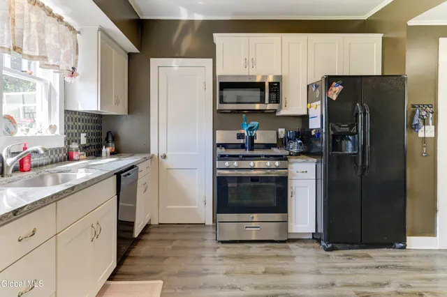 $199,500 | 35 Yost Street, Johnstown, NY 12095