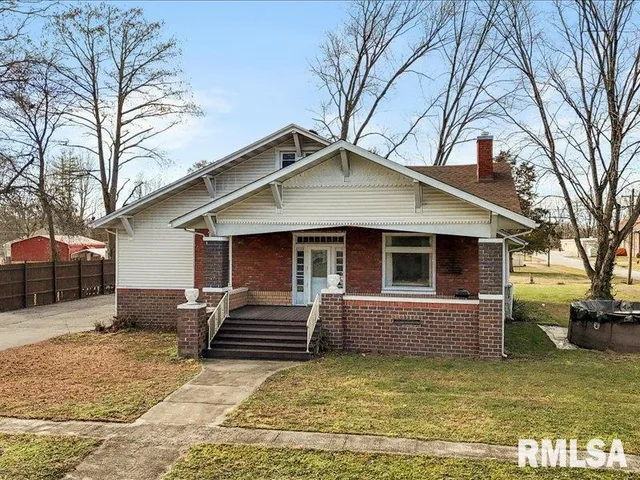 $160,000 | 300 South Meadow Street, Royalton, IL 62983