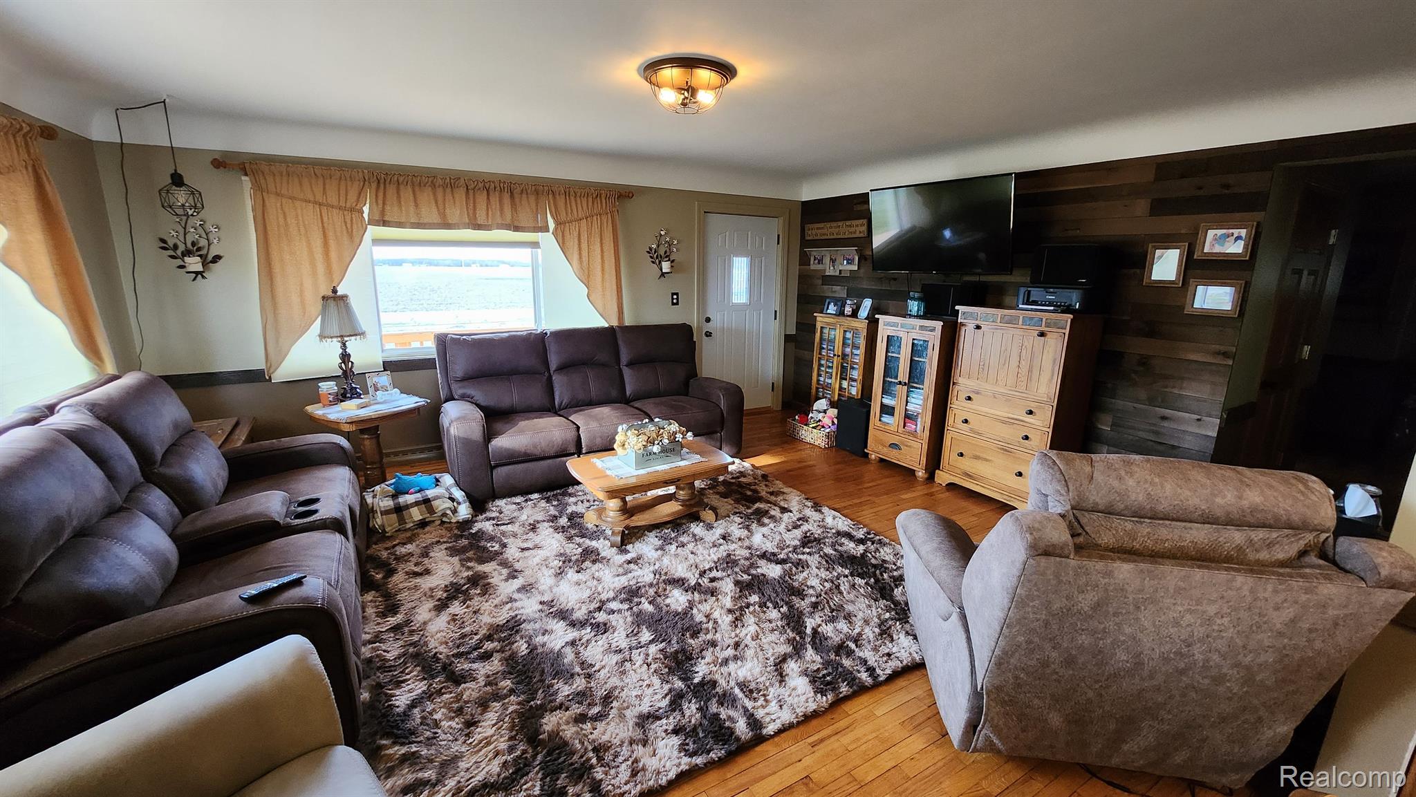 12311 Potter Road Flushing, MI 48433 - Photo 8 of 53 Gallery Image 8