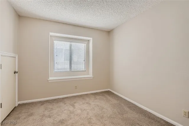 $2,255 | 1659 Duarte Drive, Henderson, NV 89014