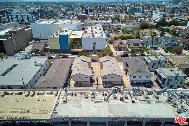 $2,334,000 | 968 South New Hampshire Avenue, Los Angeles, CA 90006